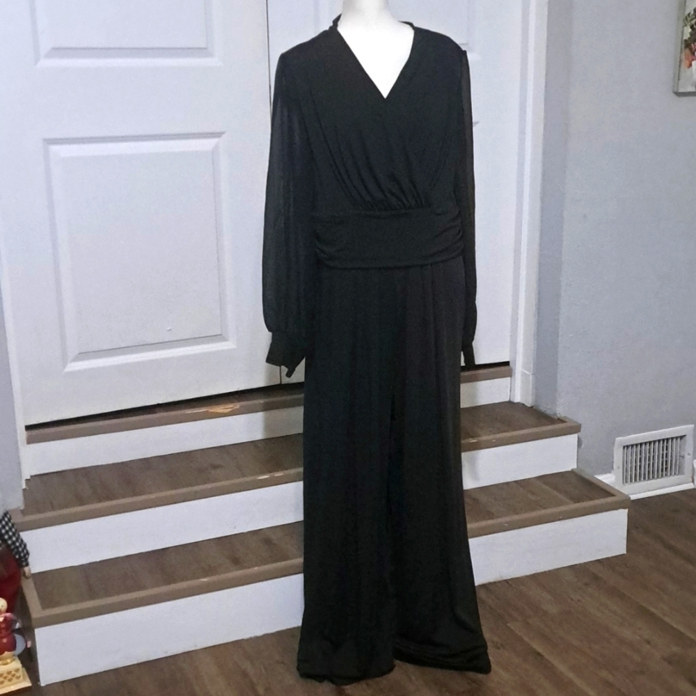 RED DOT BOUTIQUE Plus Size Long Sleeve V Neck Wide Leg One Piece jumpsuit 3X NWT